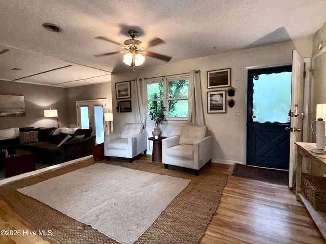 517 Voltaire Place, Wilmington, NC 28412