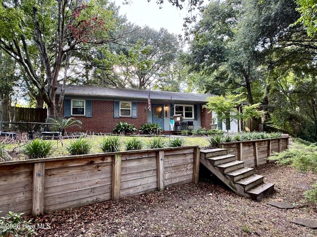 517 Voltaire Place, Wilmington, NC 28412