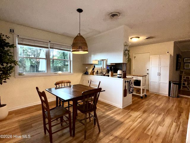 517 Voltaire Place, Wilmington, NC 28412