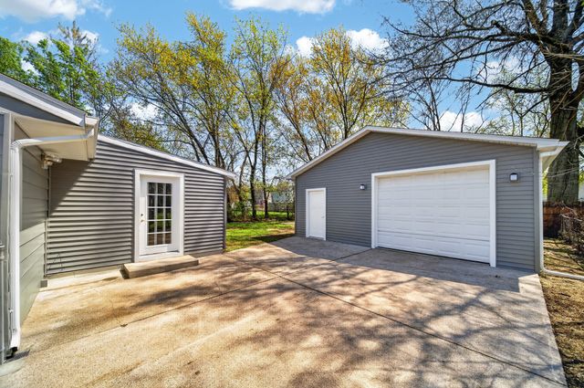 1547 WOODLAWN Avenue, Erie, PA 16510