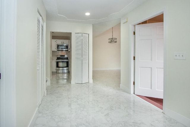 4307 S Landar Drive 4307, Lake Worth, FL 33463