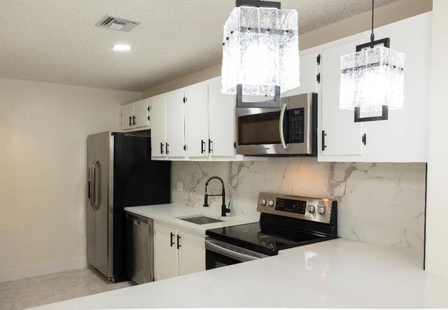 4307 S Landar Drive 4307, Lake Worth, FL 33463