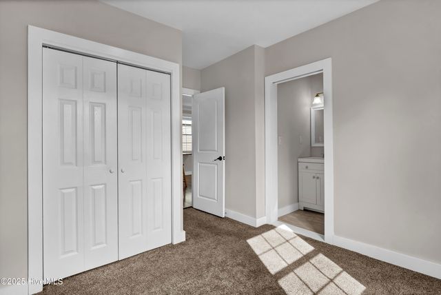 910 Walnut Street, Wilmington, NC 28401