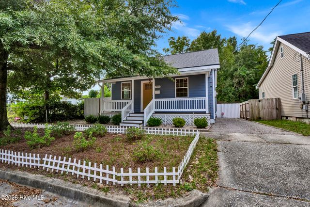 910 Walnut Street, Wilmington, NC 28401