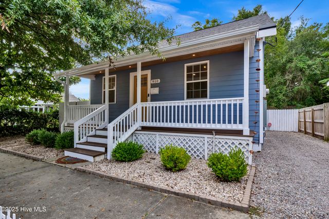 910 Walnut Street, Wilmington, NC 28401