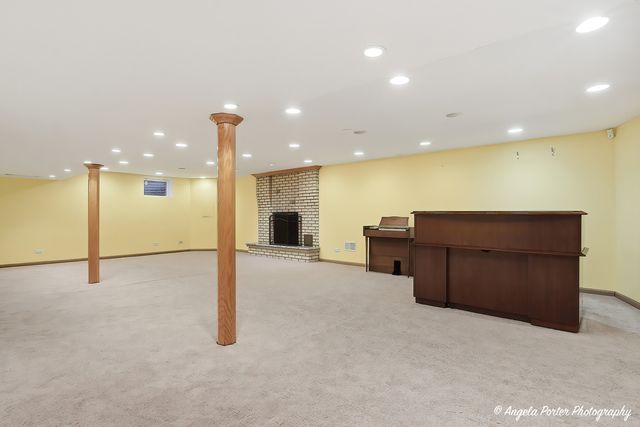 1913 Rancho Lane, Des Plaines, IL 60016