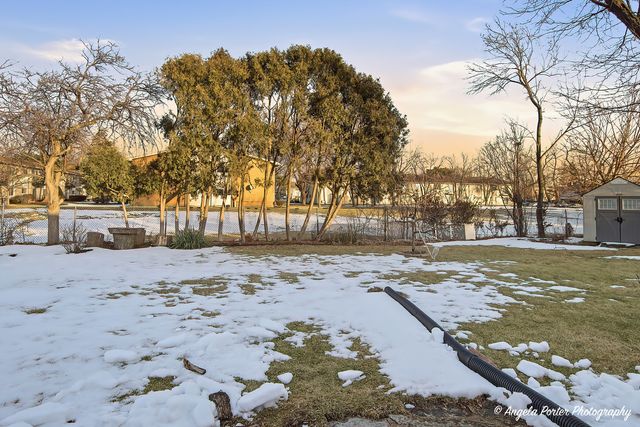 1913 Rancho Lane, Des Plaines, IL 60016