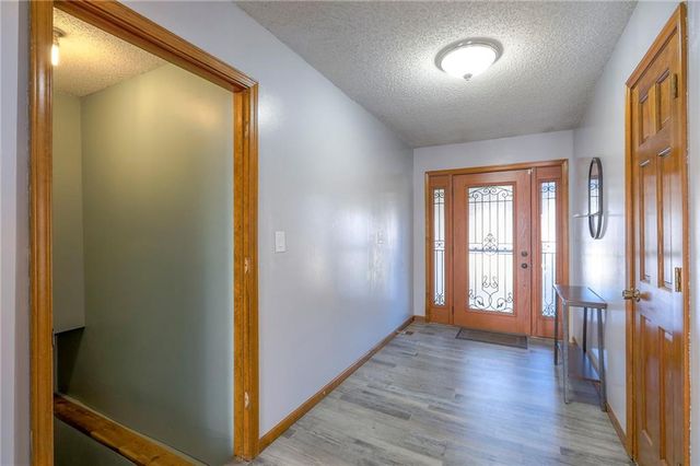 18603 E Hanthorn Drive, Independence, MO 64057