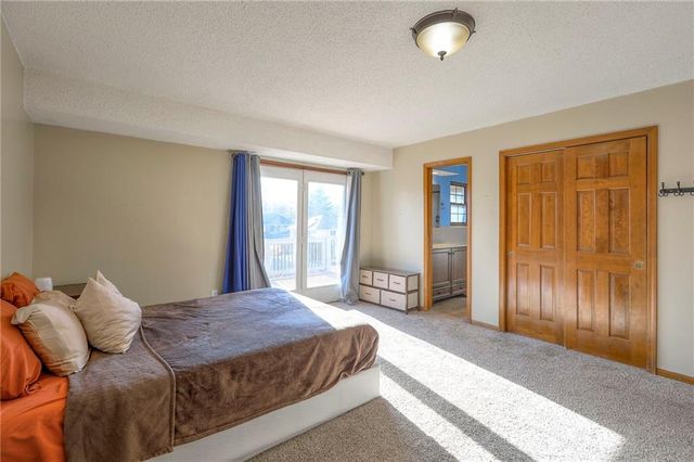 18603 E Hanthorn Drive, Independence, MO 64057