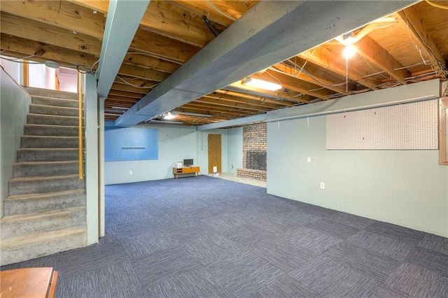 18603 E Hanthorn Drive, Independence, MO 64057