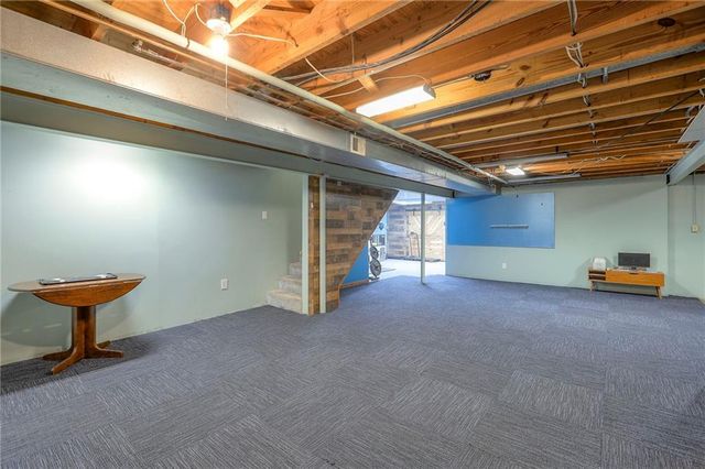 18603 E Hanthorn Drive, Independence, MO 64057