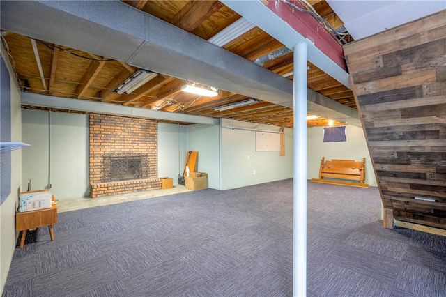 18603 E Hanthorn Drive, Independence, MO 64057