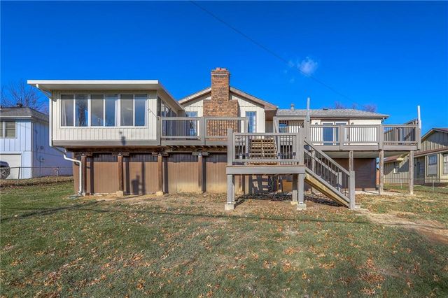 18603 E Hanthorn Drive, Independence, MO 64057