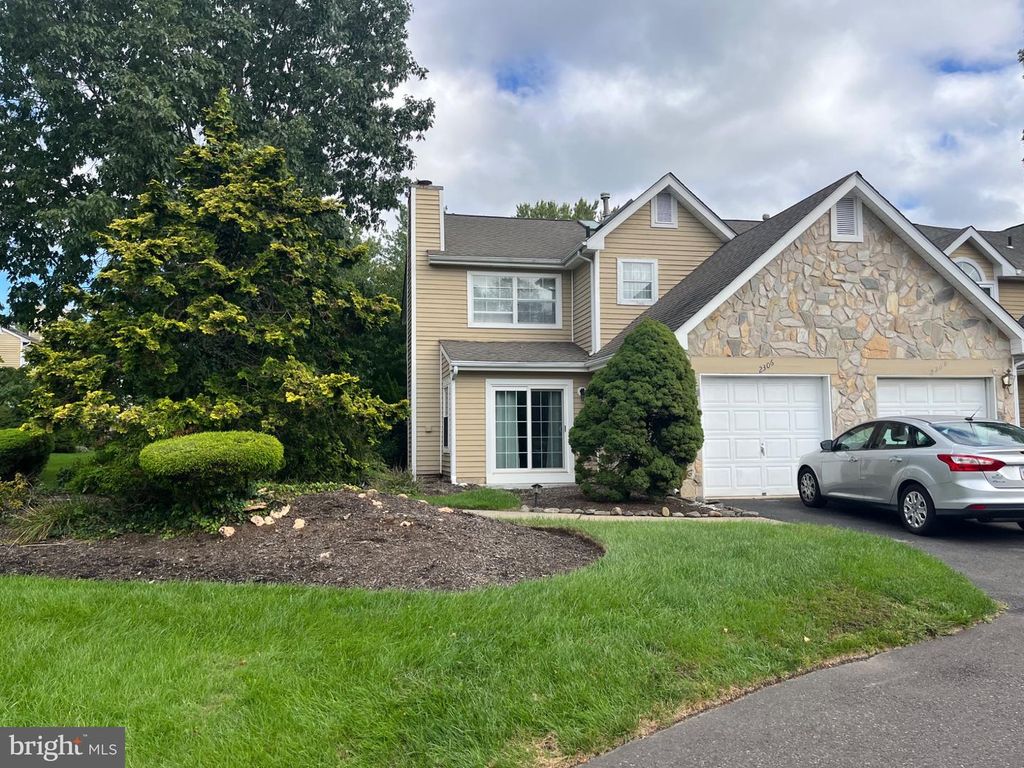 2306 ORCHARD HILL CIR, WARRINGTON, PA 18976 — photo 4