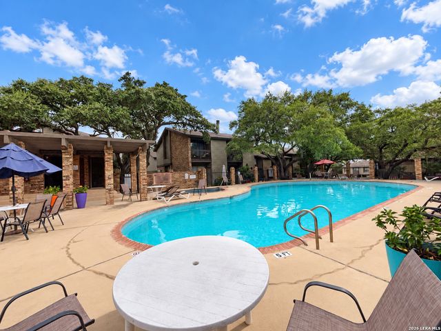 11815 Vance Jackson Rd Apt 1605, San Antonio, TX 78230