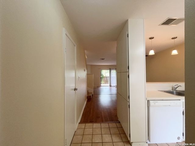 11815 Vance Jackson Rd Apt 1605, San Antonio, TX 78230