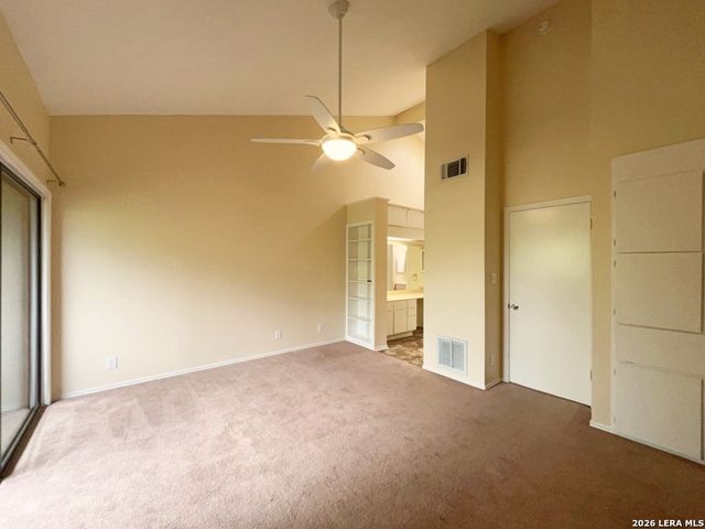 11815 Vance Jackson Rd Apt 1605, San Antonio, TX 78230