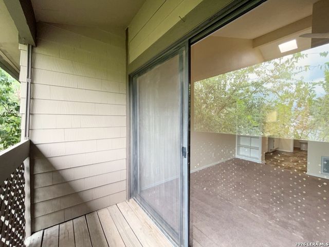 11815 Vance Jackson Rd Apt 1605, San Antonio, TX 78230