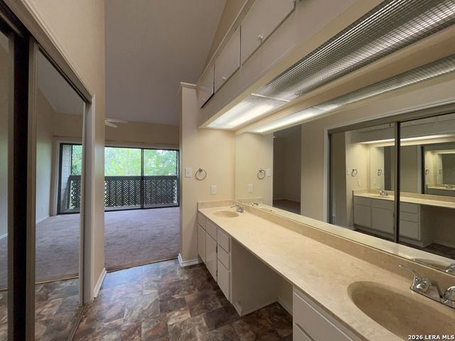 11815 Vance Jackson Rd Apt 1605, San Antonio, TX 78230