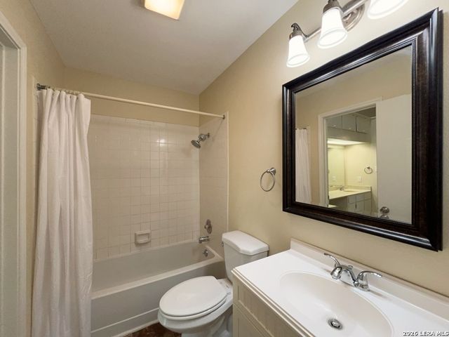 11815 Vance Jackson Rd Apt 1605, San Antonio, TX 78230