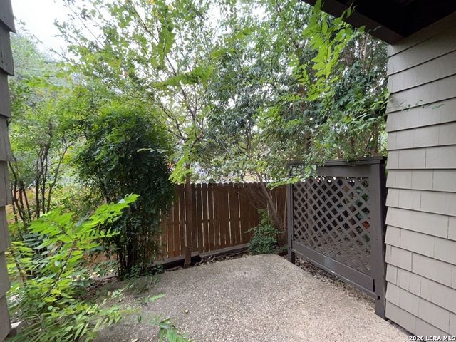 11815 Vance Jackson Rd Apt 1605, San Antonio, TX 78230