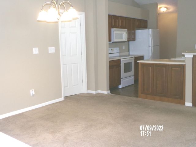 7451 Oak Knoll Drive, Indianapolis, IN 46217