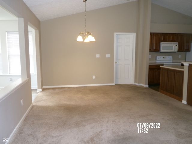 7451 Oak Knoll Drive, Indianapolis, IN 46217