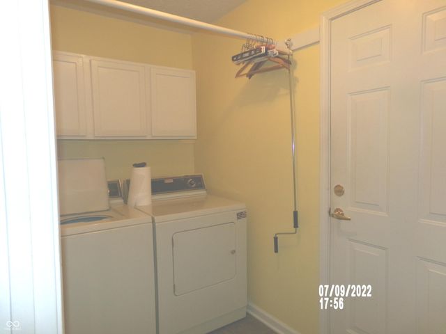 7451 Oak Knoll Drive, Indianapolis, IN 46217