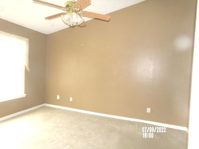 7451 Oak Knoll Drive, Indianapolis, IN 46217