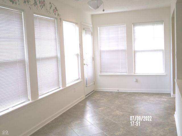 7451 Oak Knoll Drive, Indianapolis, IN 46217