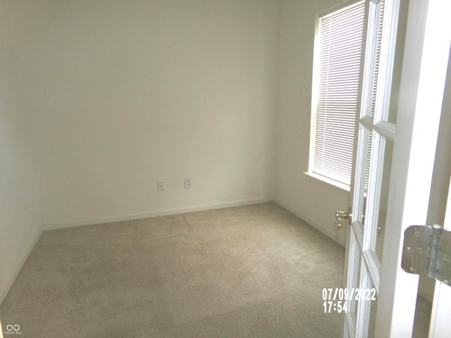 7451 Oak Knoll Drive, Indianapolis, IN 46217