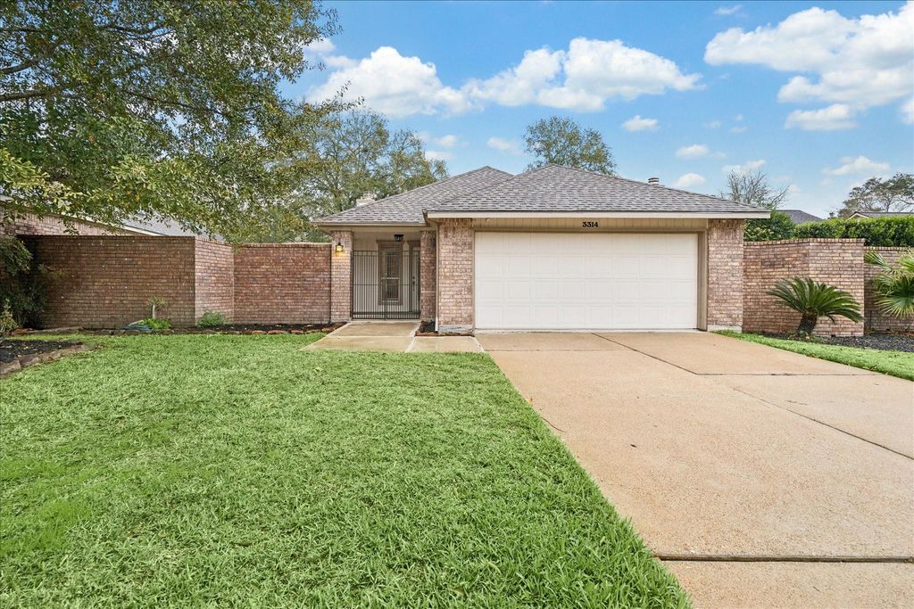 3314 Cape Forest Drive, Kingwood, TX 77345