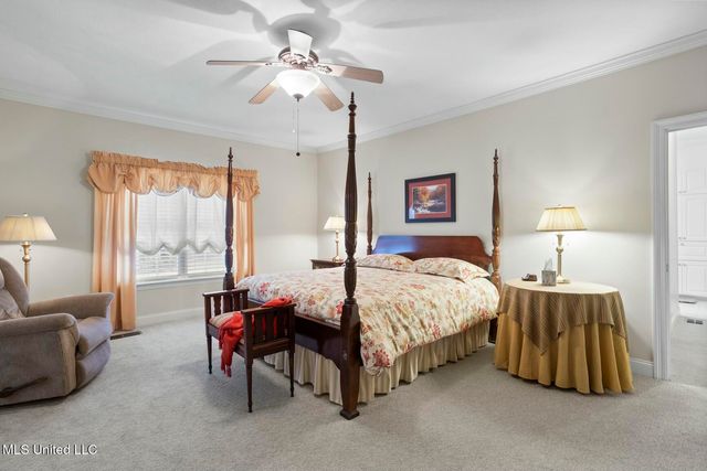 4 Greenhead Lane, Raymond, MS 39154