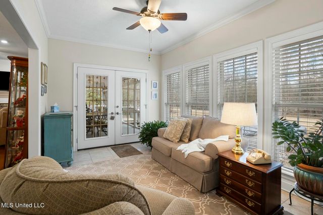 4 Greenhead Lane, Raymond, MS 39154