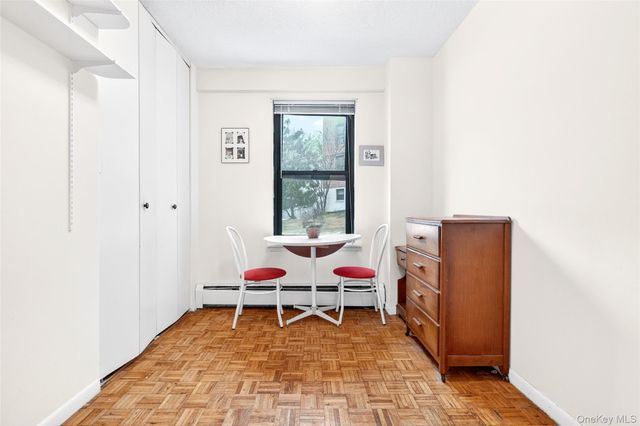 98 Pearsall Drive 1A, Mount Vernon, NY 10552