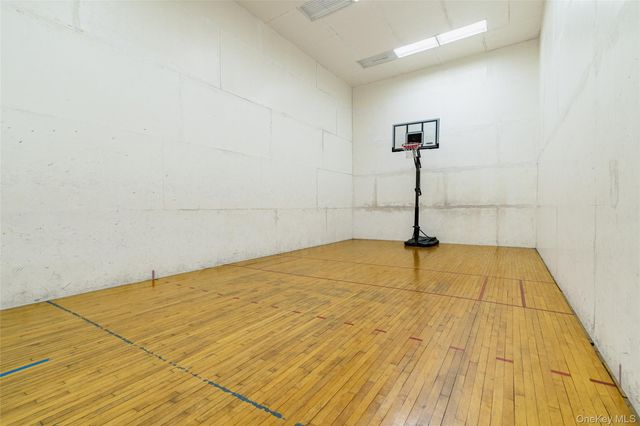 98 Pearsall Drive 1A, Mount Vernon, NY 10552