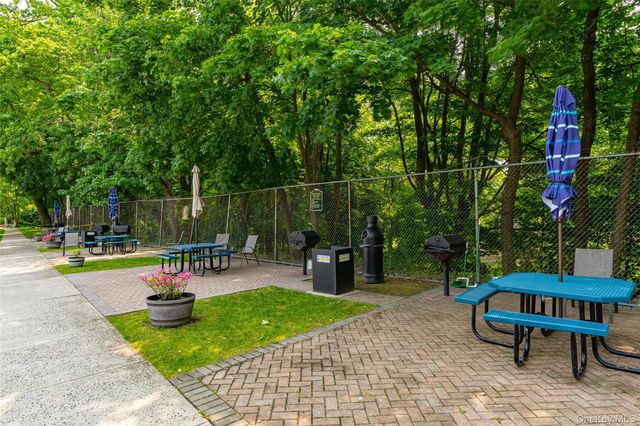 98 Pearsall Drive 1A, Mount Vernon, NY 10552