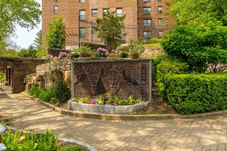 98 Pearsall Drive 1A, Mount Vernon, NY 10552