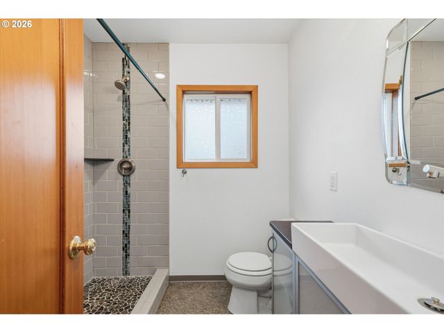 4302 C St, Washougal, WA 98671