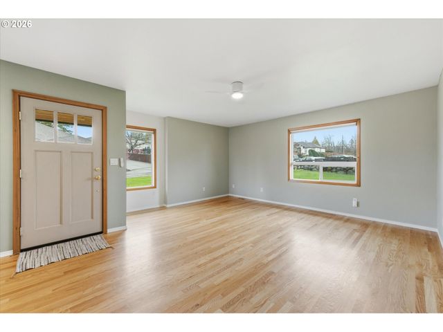 4302 C St, Washougal, WA 98671