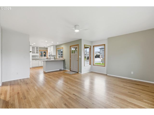 4302 C St, Washougal, WA 98671