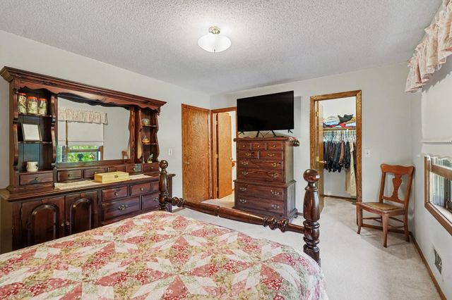 12612 Scharber Street, Rogers, MN 55374