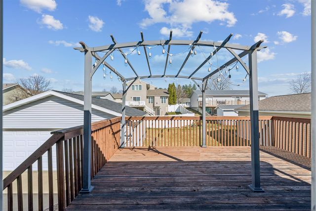 4034 Mark Drive, Waterloo, IA 50701