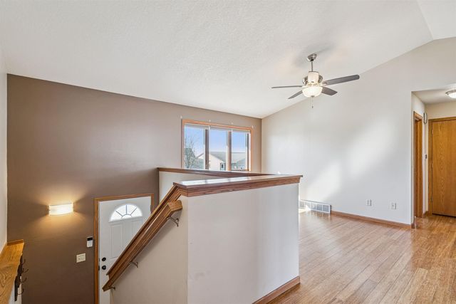 4034 Mark Drive, Waterloo, IA 50701