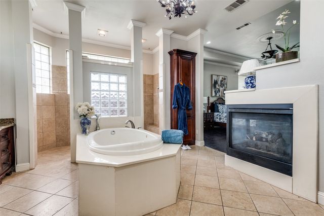 2032 Cains Lane, Mansfield, TX 76063