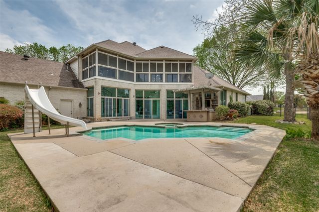 2032 Cains Lane, Mansfield, TX 76063