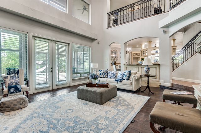 2032 Cains Lane, Mansfield, TX 76063