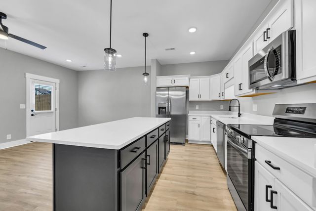 1507 Jonathan Wade Circle, Clarksville, TN 37043