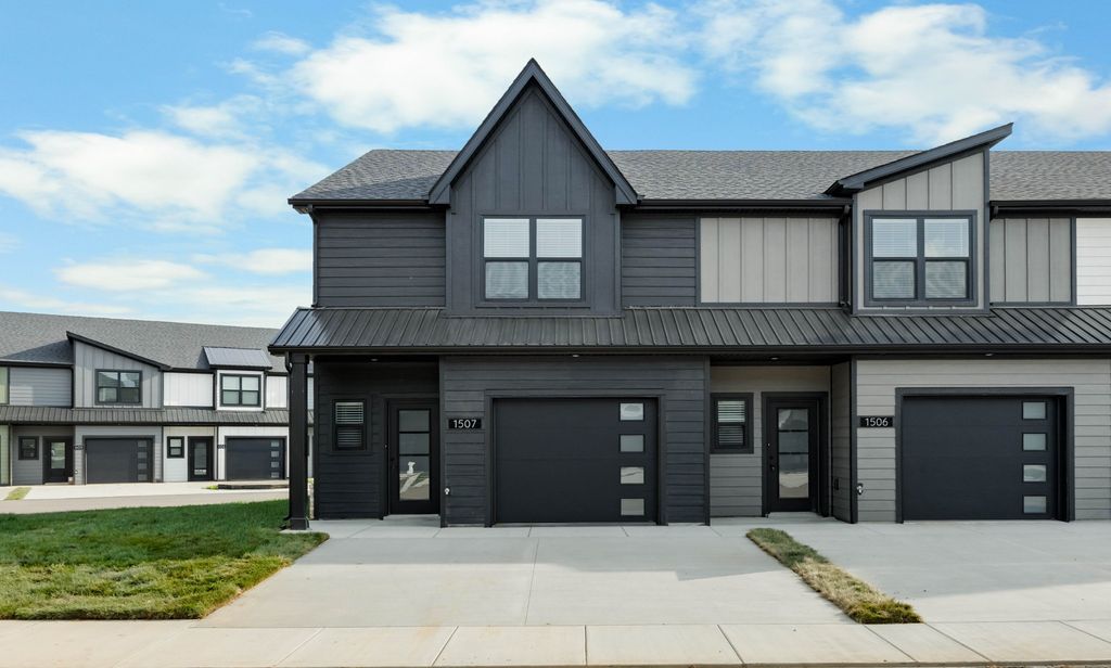 1507 Jonathan Wade Circle, Clarksville, TN 37043