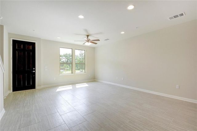 13800 Lyndhurst ST 304, Austin, TX 78717